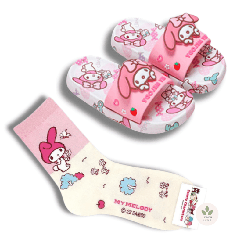 Chinelo Confort Hello Kitty + Brinde Par de Meias Hello Kitty